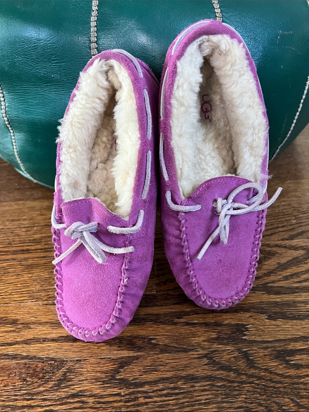 UGG kids Fuchsia Suede Shearling-Lined Moccasin Slippers